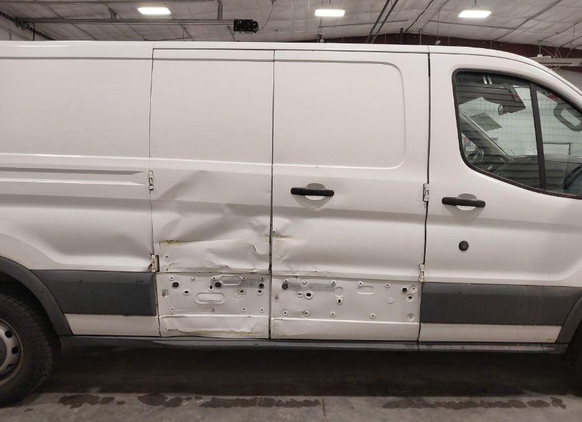 Photo 13 of 2016 Ford Transit-150 (VIN 1FTYE9ZM6GKA33565)