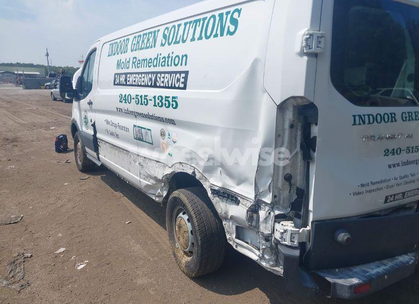 Photo 6 of 2015 Ford Transit-150 (VIN 1FTYE9ZM9FKA64582)