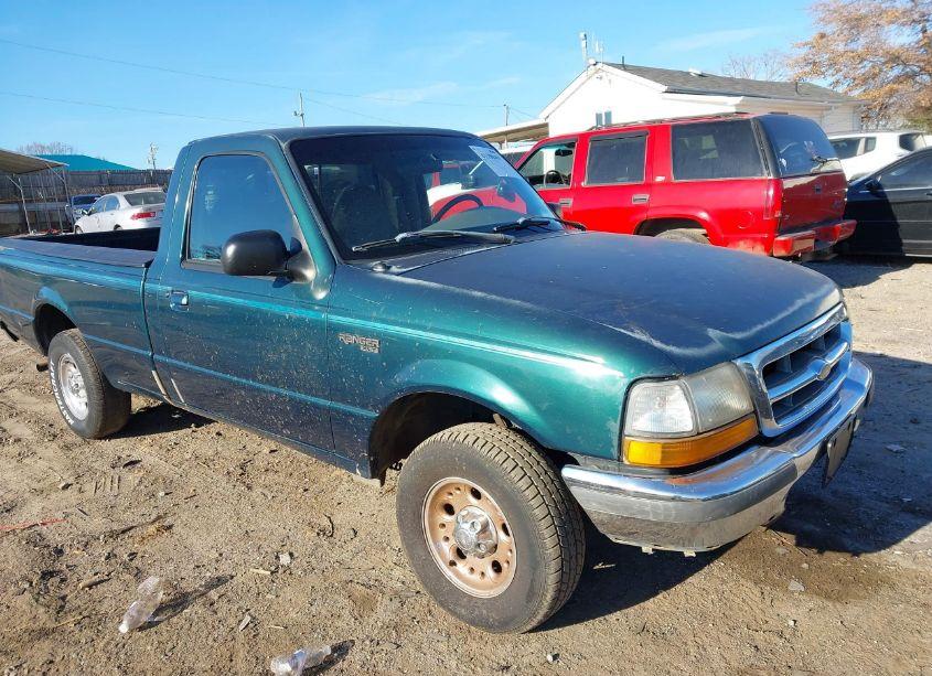 1998 Ford Ranger SPLASH/XL/XLT (VIN 1FTYR10C0WTA45567) main photo