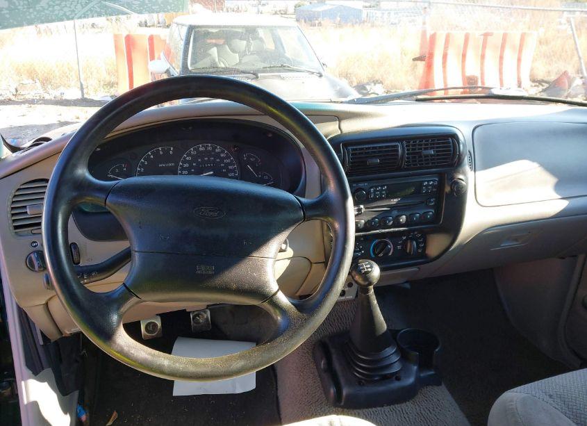 Photo 13 of 1998 Ford Ranger SPLASH/XL/XLT (VIN 1FTYR10C0WTA45567)