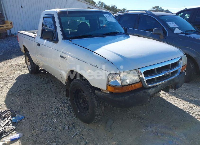 2000 Ford Ranger XL/XLT (VIN 1FTYR10C0YTB11635) main photo