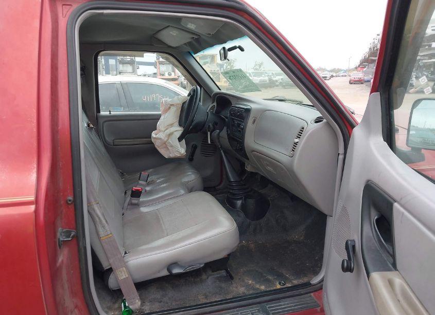 Photo 5 of 1998 Ford Ranger SPLASH/XL/XLT (VIN 1FTYR10C1WUC50017)