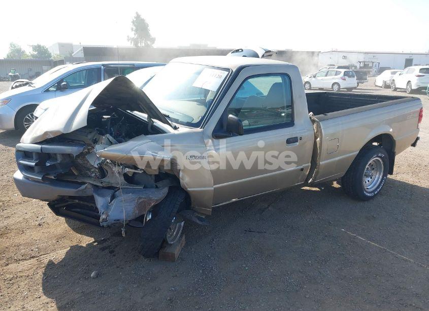 Photo 2 of 2000 Ford Ranger XL/XLT (VIN 1FTYR10C1YPB78737)