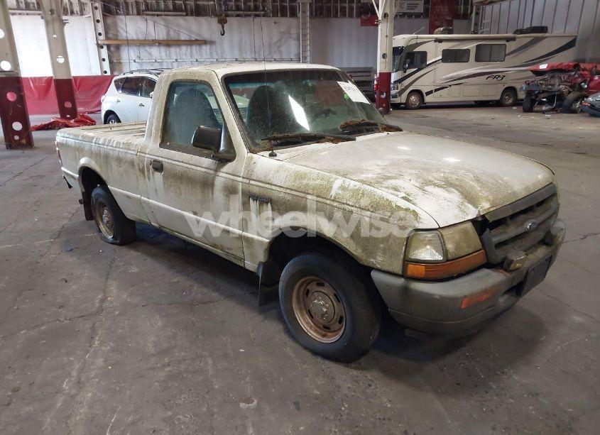 1999 Ford Ranger XL/XLT (VIN 1FTYR10C2XPB58611) main photo