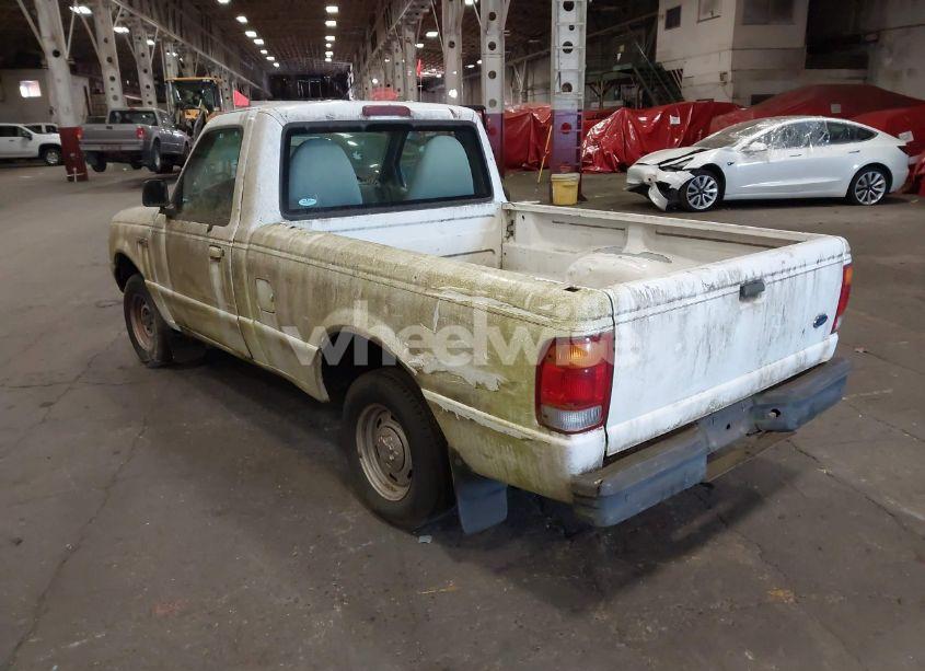 Photo 3 of 1999 Ford Ranger XL/XLT (VIN 1FTYR10C2XPB58611)