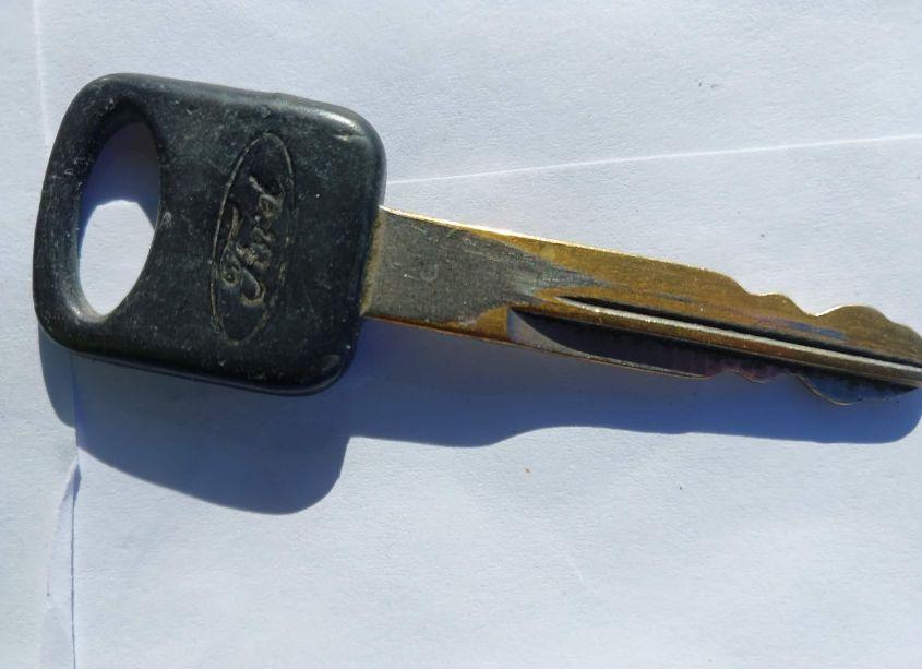 Photo 11 of 2000 Ford Ranger XL/XLT (VIN 1FTYR10C2YPB54267)