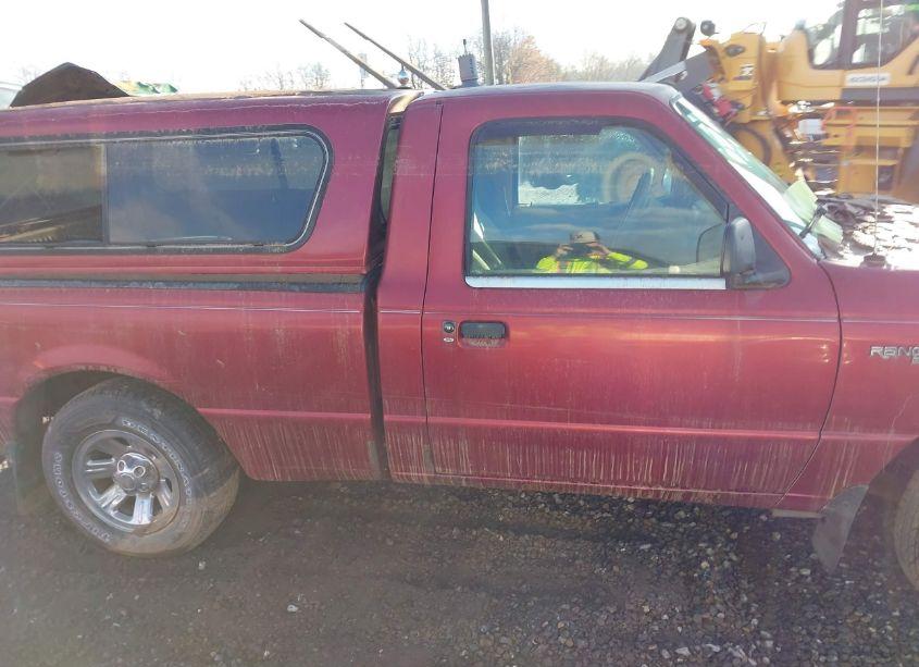 Photo 13 of 2000 Ford Ranger XL/XLT (VIN 1FTYR10C2YPB54267)