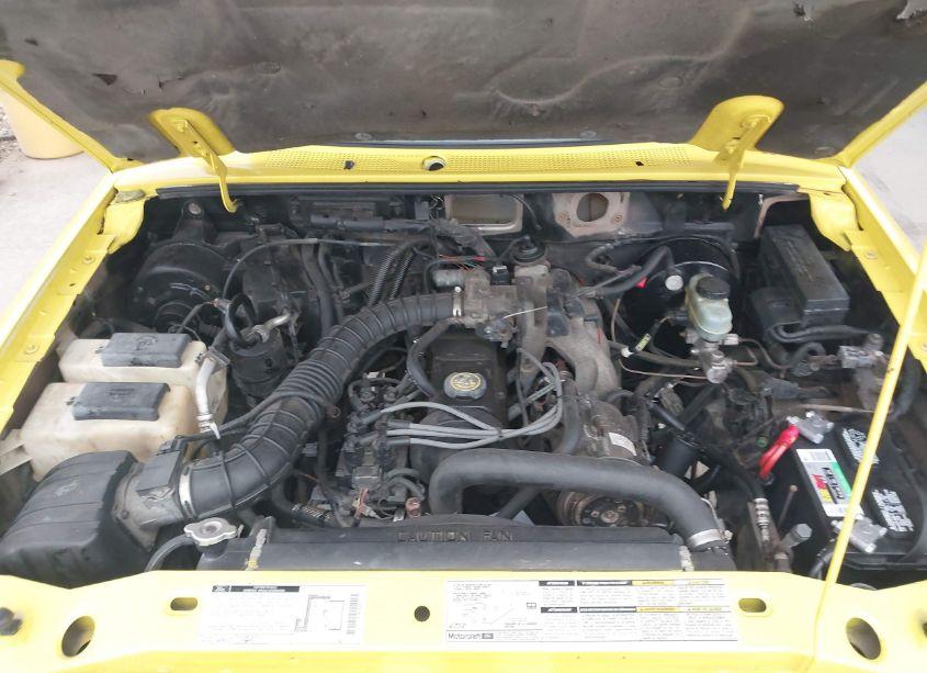 Photo 10 of 1998 Ford Ranger SPLASH/XL/XLT (VIN 1FTYR10C3WUA46156)