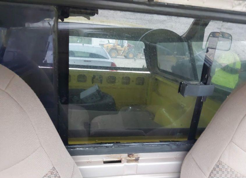 Photo 8 of 1998 Ford Ranger SPLASH/XL/XLT (VIN 1FTYR10C3WUA46156)