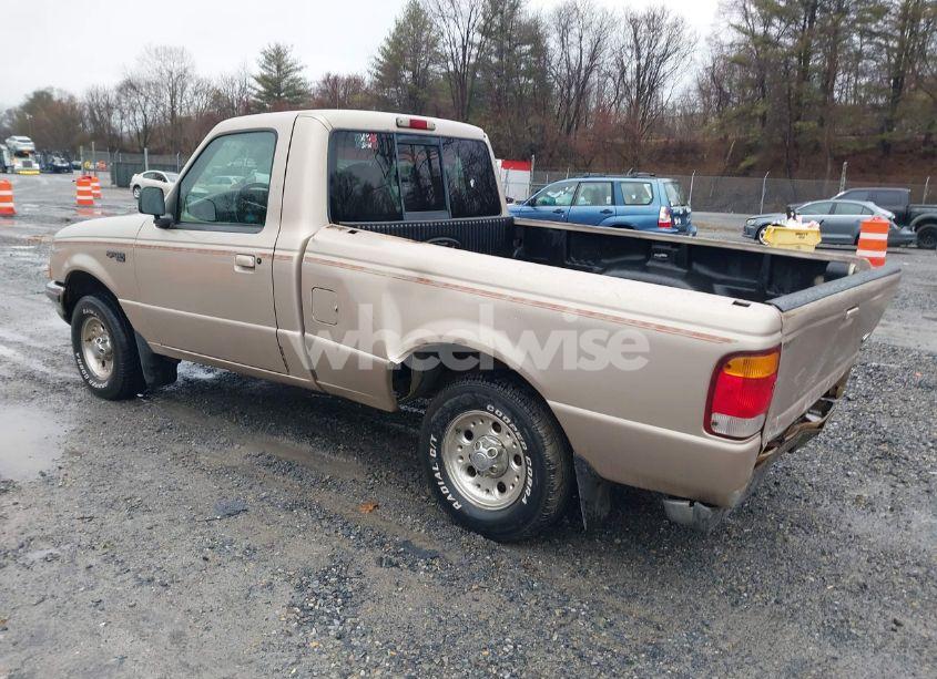 Photo 3 of 1998 Ford Ranger SPLASH/XL/XLT (VIN 1FTYR10C3WUC71967)