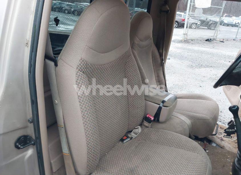 Photo 8 of 1998 Ford Ranger SPLASH/XL/XLT (VIN 1FTYR10C3WUC71967)
