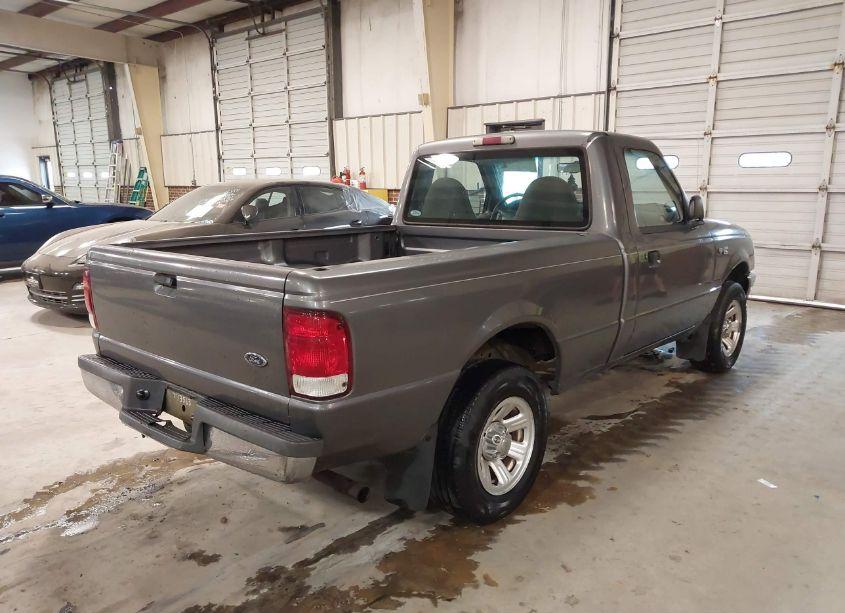 Photo 4 of 2000 Ford Ranger XL/XLT (VIN 1FTYR10C3YPB48610)