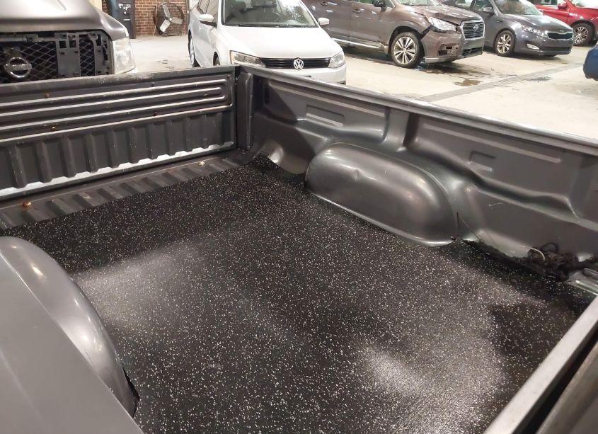 Photo 8 of 2000 Ford Ranger XL/XLT (VIN 1FTYR10C3YPB48610)