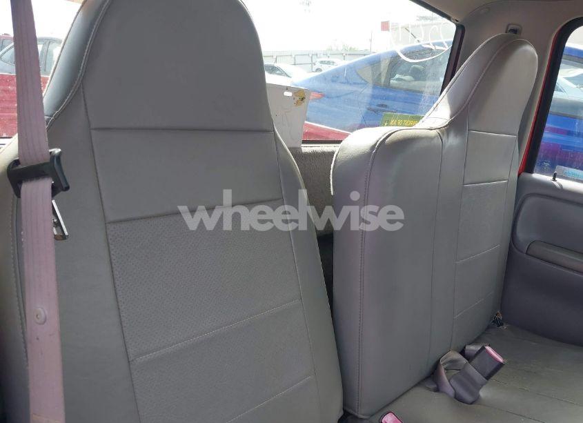 Photo 8 of 1998 Ford Ranger SPLASH/XL/XLT (VIN 1FTYR10C4WUC39660)