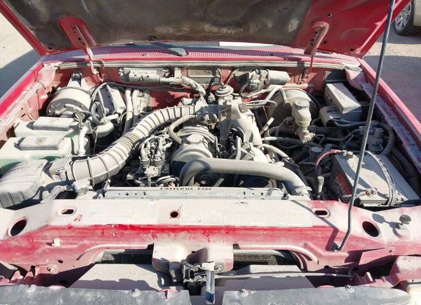 Photo 10 of 2000 Ford Ranger XL/XLT (VIN 1FTYR10C4YPA06606)