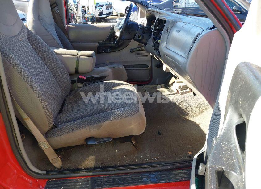 Photo 5 of 1999 Ford Ranger XL/XLT (VIN 1FTYR10C5XUA44507)