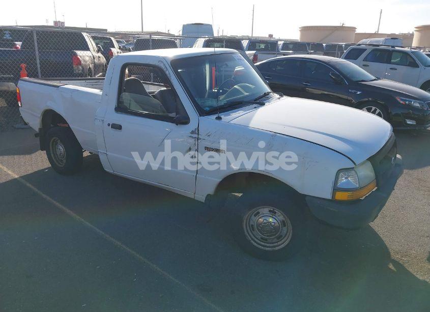 1999 Ford Ranger XL/XLT (VIN 1FTYR10C5XUB72925) main photo