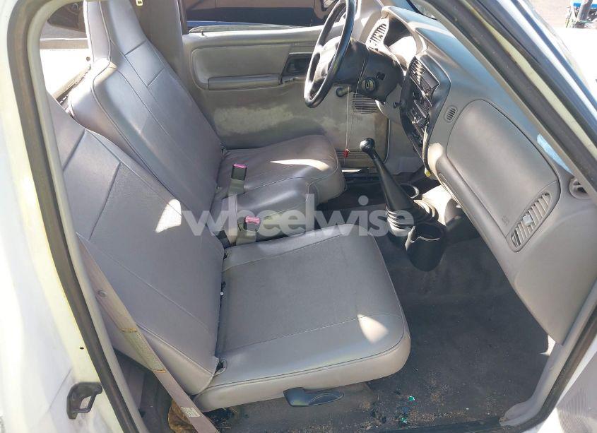 Photo 5 of 1999 Ford Ranger XL/XLT (VIN 1FTYR10C5XUB72925)