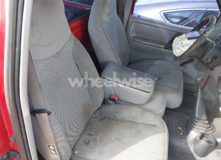 Photo 8 of 2000 Ford Ranger XL/XLT (VIN 1FTYR10C6YTB03183)