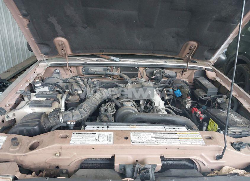 Photo 10 of 1998 Ford Ranger SPLASH/XL/XLT (VIN 1FTYR10C7WUB42002)