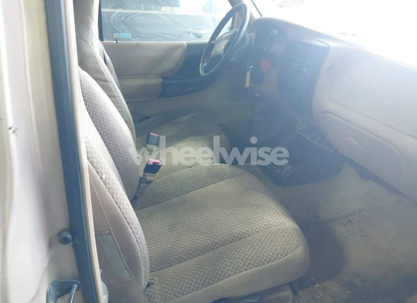 Photo 5 of 1998 Ford Ranger SPLASH/XL/XLT (VIN 1FTYR10C7WUB42002)