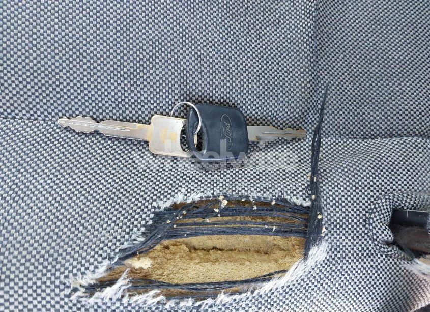 Photo 11 of 2000 Ford Ranger XL/XLT (VIN 1FTYR10C7YPA11959)