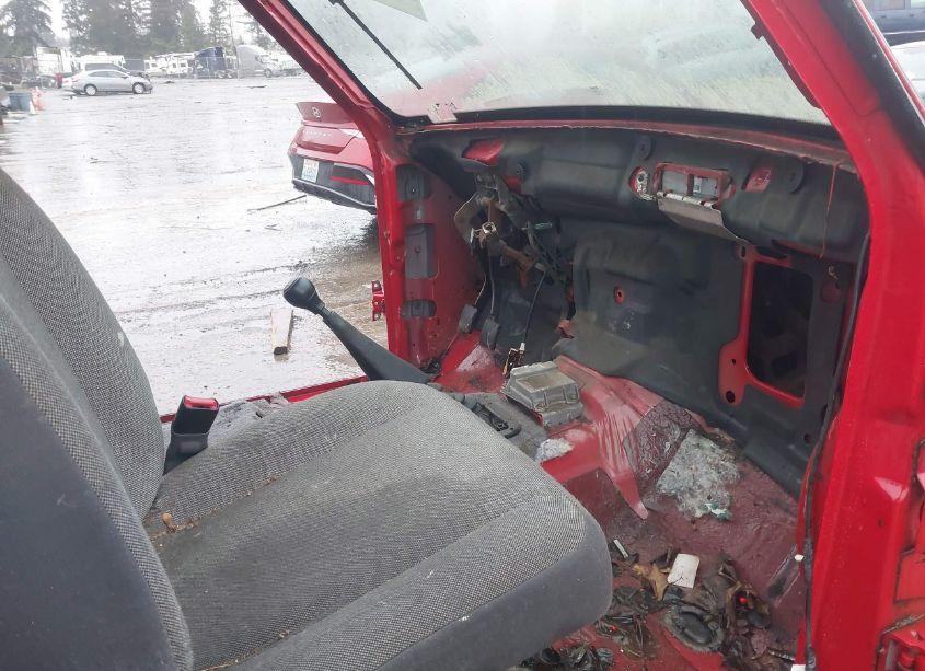 Photo 5 of 2000 Ford Ranger XL/XLT (VIN 1FTYR10C7YTB44213)