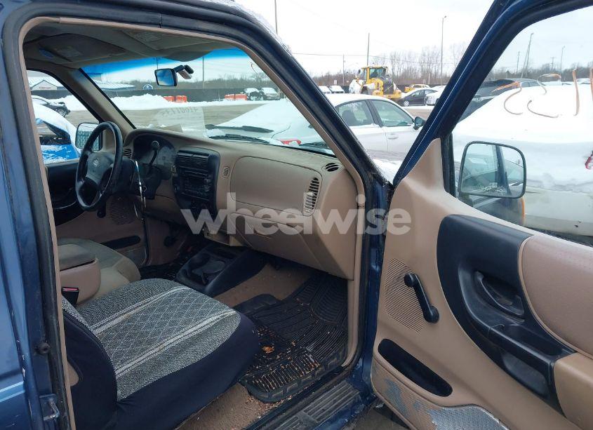 Photo 5 of 2001 Ford Ranger XL/XLT (VIN 1FTYR10C81TA27343)