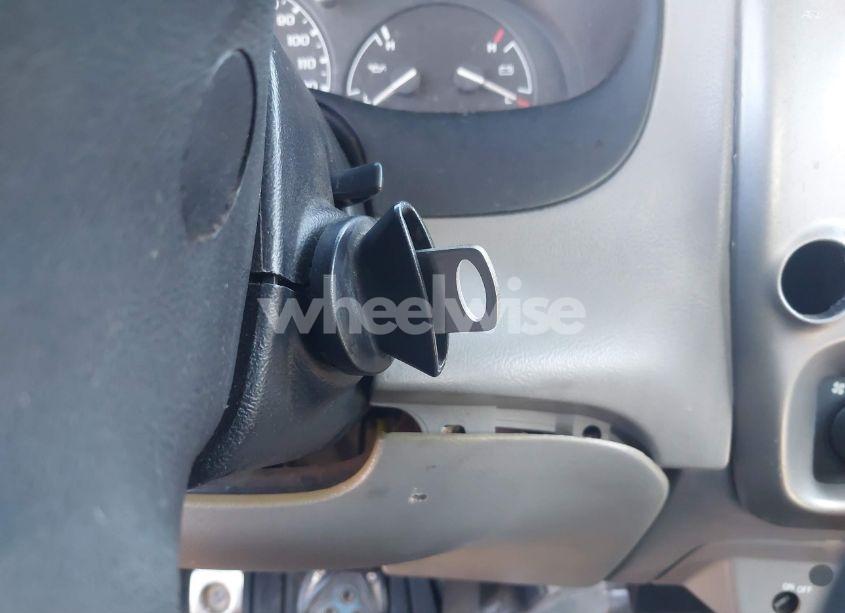 Photo 11 of 1998 Ford Ranger SPLASH/XL/XLT (VIN 1FTYR10C9WUB82145)