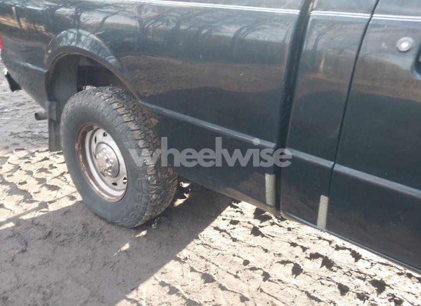 Photo 6 of 2002 Ford Ranger XL/XLT (VIN 1FTYR10D02TA08408)