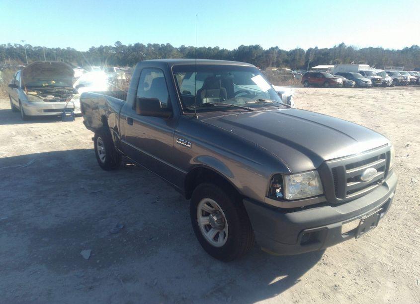 2007 Ford Ranger STX/XL/XLT (VIN 1FTYR10D07PA29257) main photo