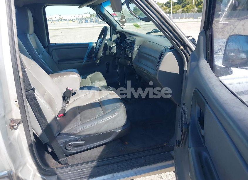 Photo 5 of 2004 Ford Ranger XL/XLT (VIN 1FTYR10D14PA79516)