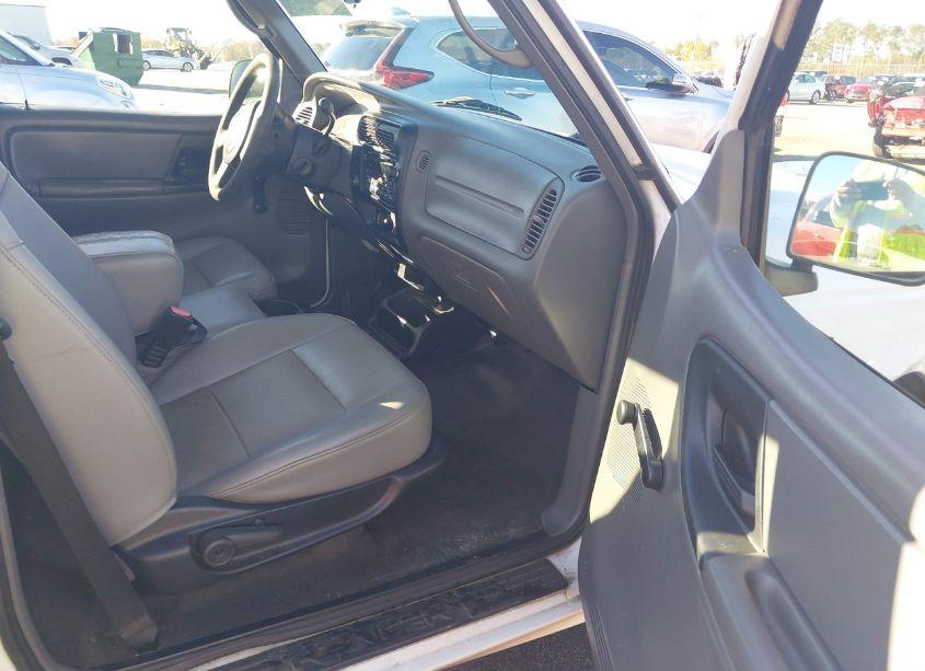 Photo 5 of 2005 Ford Ranger XL/XLS/XLT (VIN 1FTYR10D15PA06194)