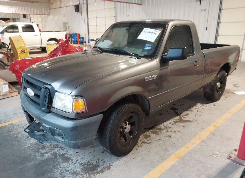 Photo 2 of 2006 Ford Ranger XL/XLT (VIN 1FTYR10D26PA35219)