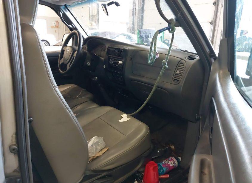 Photo 5 of 2005 Ford Ranger XL/XLS/XLT (VIN 1FTYR10D35PA05340)