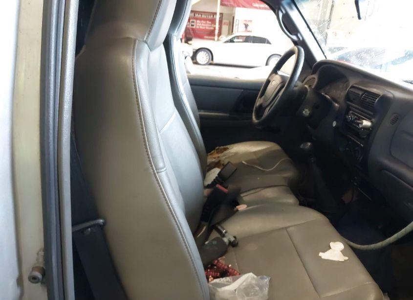 Photo 8 of 2005 Ford Ranger XL/XLS/XLT (VIN 1FTYR10D35PA05340)