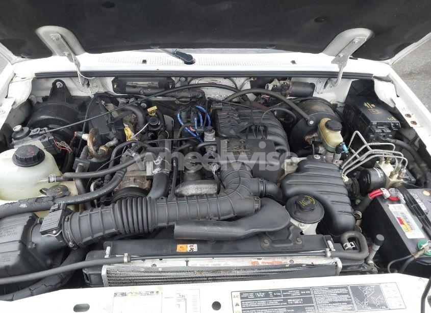 Photo 10 of 2001 Ford Ranger XL/XLT (VIN 1FTYR10D41PB67228)