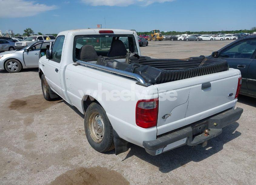 Photo 3 of 2002 Ford Ranger XL/XLT (VIN 1FTYR10D42PB65755)