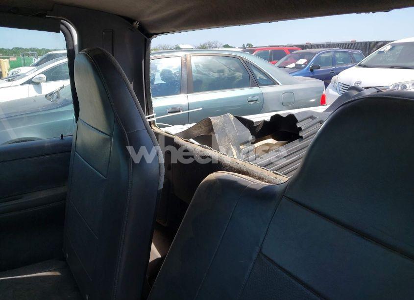 Photo 8 of 2002 Ford Ranger XL/XLT (VIN 1FTYR10D42PB65755)