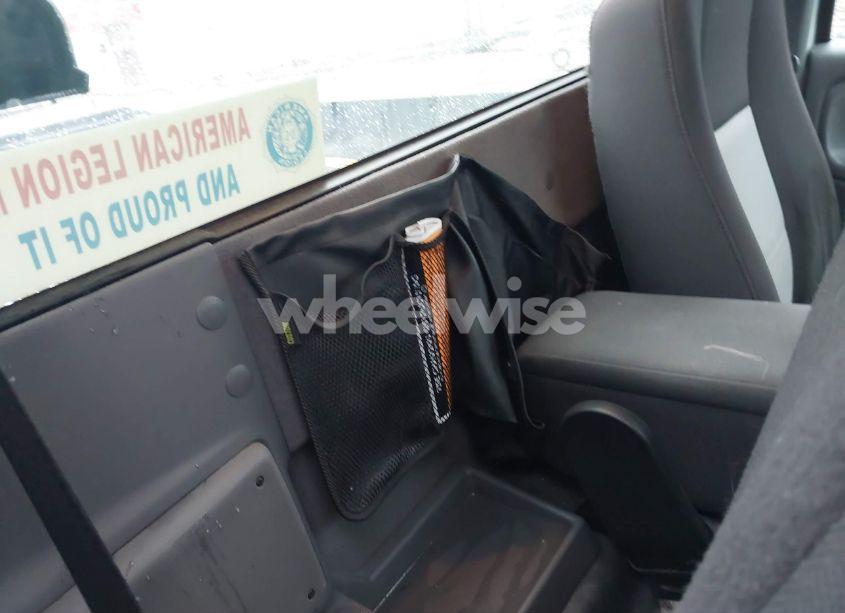 Photo 8 of 2004 Ford Ranger XL/XLT (VIN 1FTYR10D54PB34386)