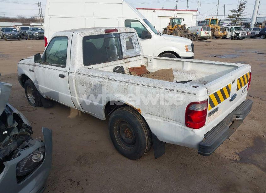 Photo 3 of 2001 Ford Ranger XL/XLT (VIN 1FTYR10D61TA82768)