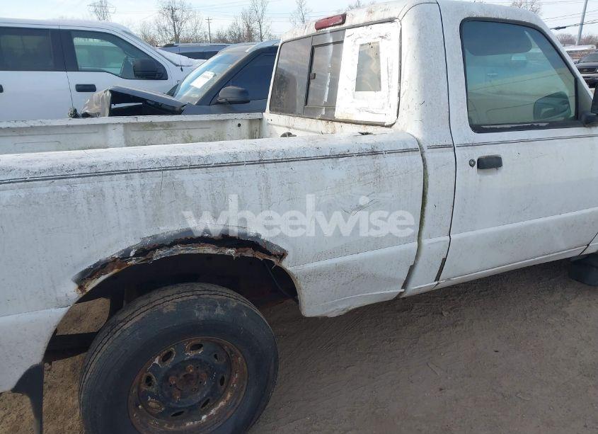 Photo 6 of 2001 Ford Ranger XL/XLT (VIN 1FTYR10D61TA82768)