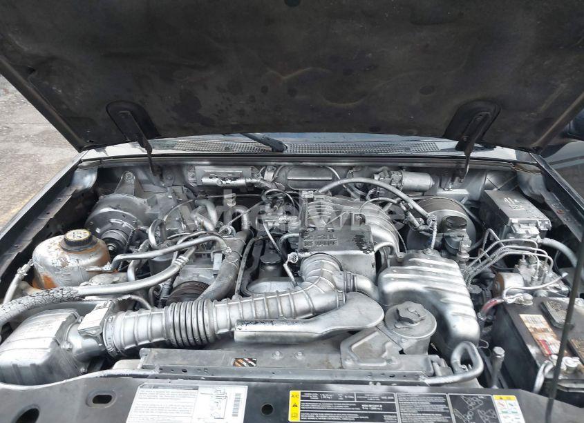 Photo 10 of 2002 Ford Ranger XL/XLT (VIN 1FTYR10D62PA27604)