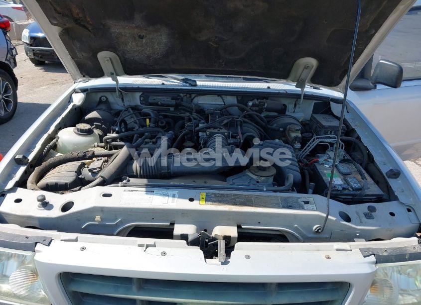 Photo 10 of 2002 Ford Ranger XL/XLT (VIN 1FTYR10D72PB47993)