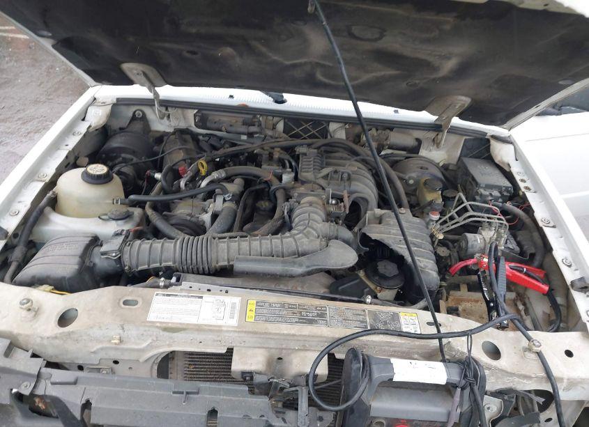 Photo 10 of 2002 Ford Ranger XL/XLT (VIN 1FTYR10D72TA26307)