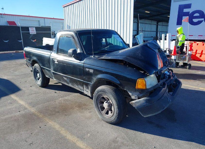2005 Ford Ranger XL/XLS/XLT (VIN 1FTYR10D75PA17815) main photo
