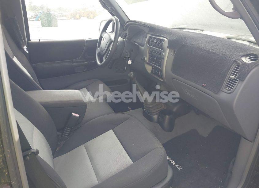 Photo 5 of 2004 Ford Ranger (VIN 1FTYR10D84PA64740)