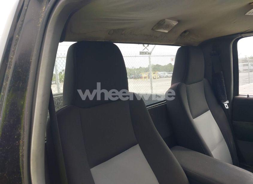 Photo 8 of 2004 Ford Ranger (VIN 1FTYR10D84PA64740)