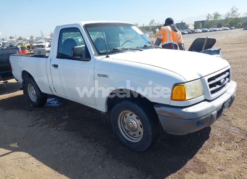 2002 Ford Ranger XL/XLT (VIN 1FTYR10D92PB51236) main photo