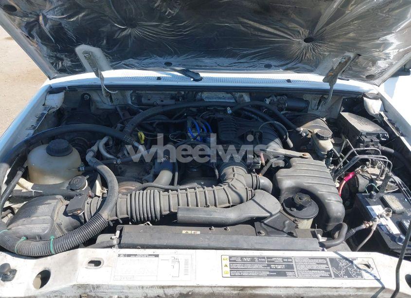 Photo 10 of 2002 Ford Ranger XL/XLT (VIN 1FTYR10D92PB51236)